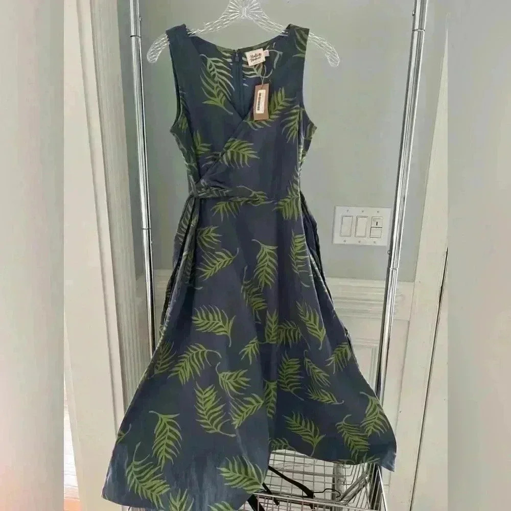 Mata Traders dress